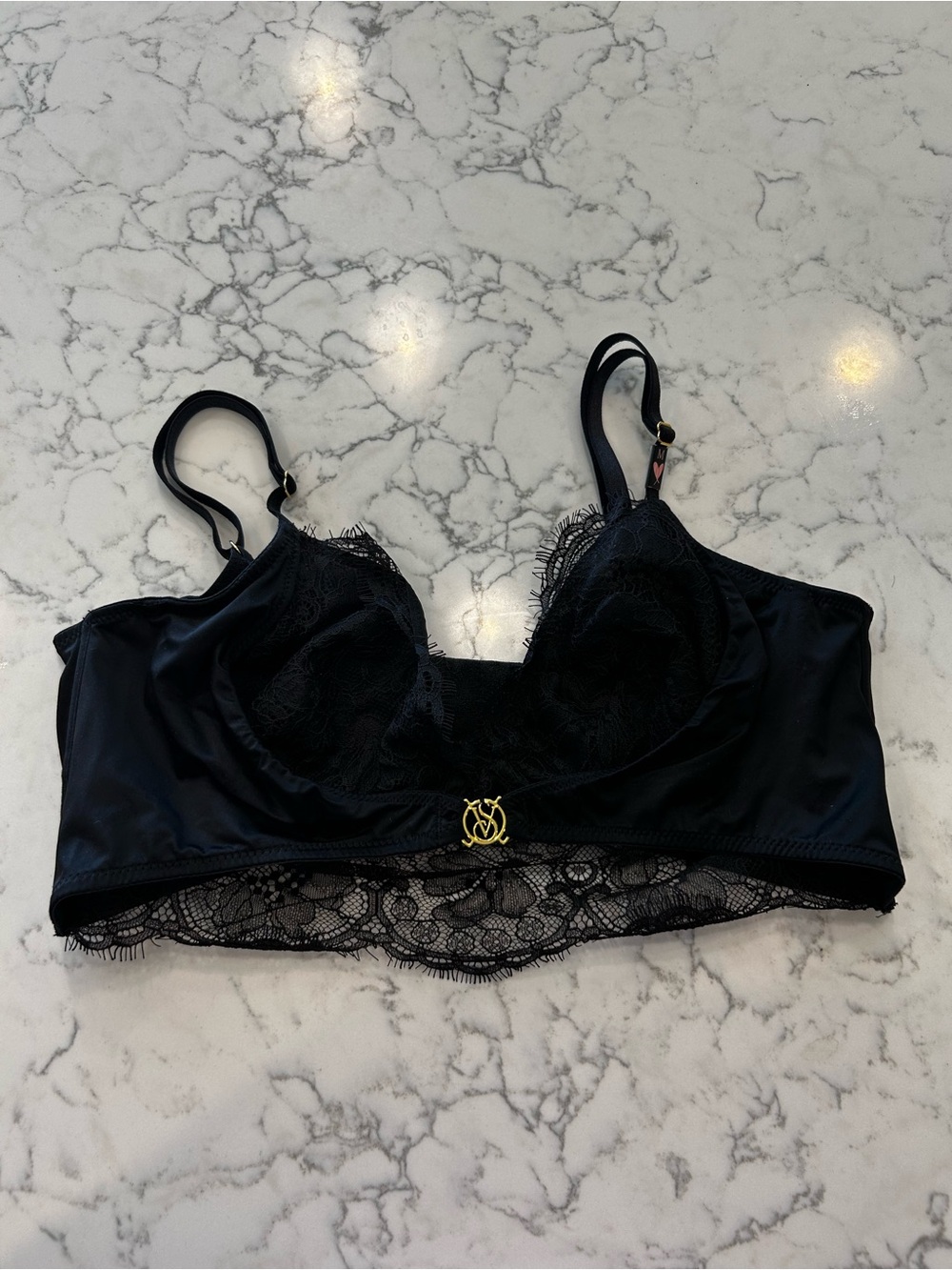 NWT Victoria's Secret Black So Obsessed Low Cut Demi Bra Floral Lace Size Medium